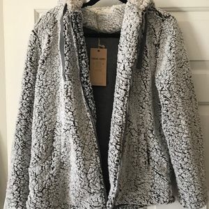 Thread Supply Jacket